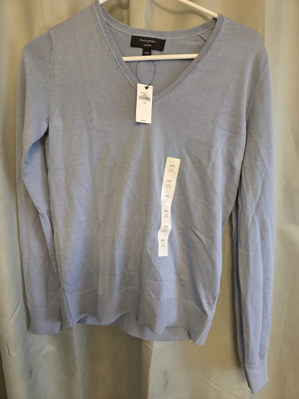 Banana Republic Women’s Pale Blue V-Neck Sweater